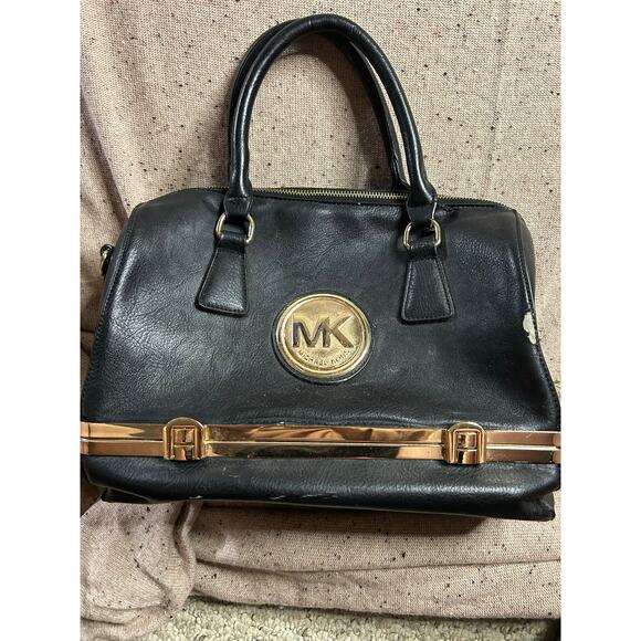 Michael Kors Black Leather Doctor Bowler Bag Rose Gold Hardware Hinge Base FLAWS - Picture 1 of 8